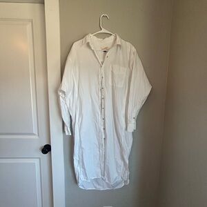 Universal Thread Classic White Shirt Dress